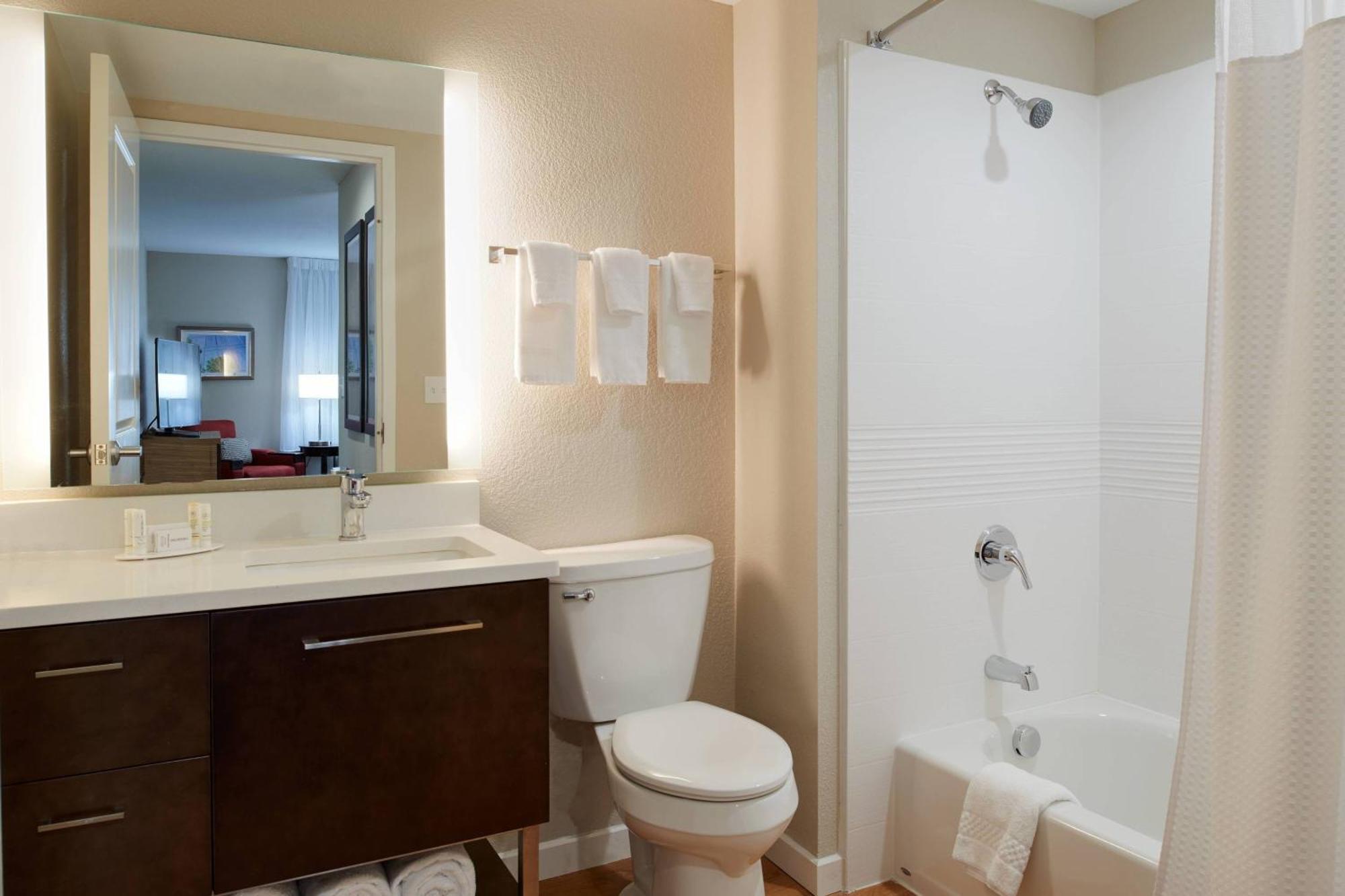 Towneplace Suites By Marriott Richmond Exterior foto